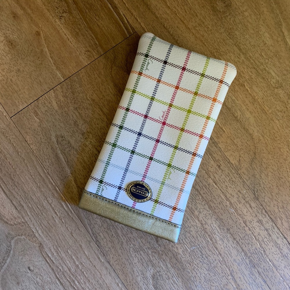 Coach sunglasses pouch
